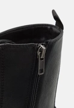 Pier One Veterboots - Black -Goedkope Pier One winkel 039c123f8b4b4151b8d0bff251574ade