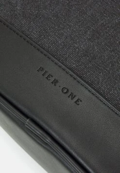 Pier One Unisex - Toilettas - Black -Goedkope Pier One winkel 05d508e36bb14f79b1a50f5dfb5612b7