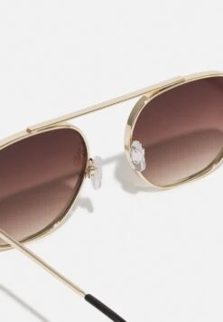 Pier One With Chain Set Unisex - Zonnebril - Brown -Goedkope Pier One winkel 17dec482534c48438c04a585cec7ab57