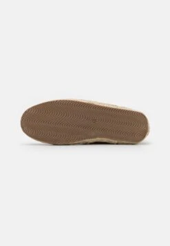 Pier One Unisex - Espadrilles - Brown -Goedkope Pier One winkel 23ffc4845e644a6e9d5b182382af5ffb