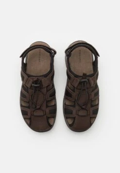 Pier One Leather - Outdoorsandalen - Brown 11 Pier One Leather - Outdoorsandalen - Brown -Goedkope Pier One winkel 2f7ff40eeede463ba421d45819843353