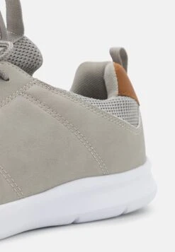 Pier One Sneakers Laag - Light Grey -Goedkope Pier One winkel 352a51dd935a42d4b948d56413b28ca7