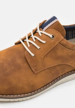 Pier One Sportieve Veterschoenen - Cognac -Goedkope Pier One winkel 3b81572f6a0d47d7a3a7c626ca254e0b