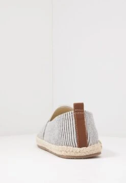 Pier One Rena Espadrille Unisex - Espadrilles - White/Blue -Goedkope Pier One winkel 535d86d092a649c28e407541a01358ea