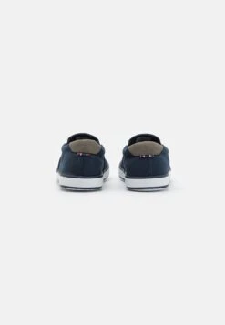 Pier One Unisex - Sneakers Laag - Dark Blue 10 Pier One Unisex - Sneakers Laag - Dark Blue -Goedkope Pier One winkel 6ef35402e6874213ab2a07f1503526e4