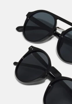 Pier One Unisex 2 Pack - Zonnebril - Black -Goedkope Pier One winkel 74d856a3cce342899219470f656bd803