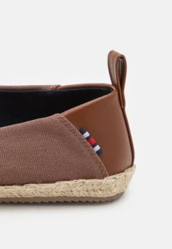 Pier One Unisex - Espadrilles - Brown -Goedkope Pier One winkel 9a52ce945a2849ed8945c8f267c0bb52
