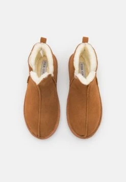 Pier One Leather- Pantoffels - Cognac 13 Pier One Leather- Pantoffels - Cognac -Goedkope Pier One winkel a57dc333628046f0b023a00282f4066a