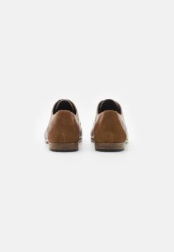 Pier One Leather - Veterschoenen - Camel 10 Pier One Leather - Veterschoenen - Camel -Goedkope Pier One winkel b0a0101d8b224d33a99d71010ae79dc4