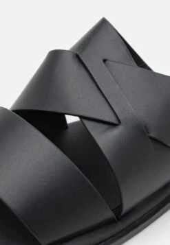 Pier One Muiltjes - Black -Goedkope Pier One winkel b50a1b42a3ee4cfaa6748df68bcbfe4c