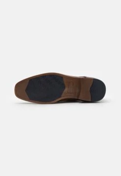 Pier One Sportieve Veterschoenen - Brown 12 Pier One Sportieve Veterschoenen - Brown -Goedkope Pier One winkel d81554203bd74145b1ec6d5a231809de