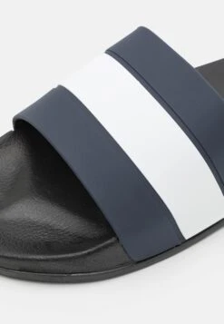 Pier One Muiltjes - Dark Blue/White -Goedkope Pier One winkel fca2b97369364691b5a9f753ac3a49a5